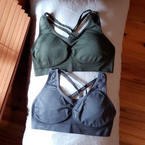 Pro-fit sports bras medium